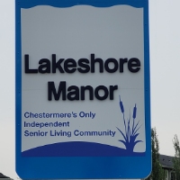 LakeShore Manor Chestermere